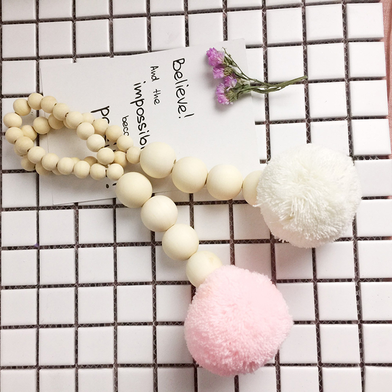 Baby Nursery Garland - ลูกปัดไม้พู่ Ball Garland แขวนผนังเครื่องประดับ INS Nordic