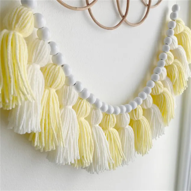 Baby Nursery Garland - พวงมาลัยพู่ห้อยสไตล์โบโฮสีเหลืองสำหรับตกแต่งผนังห้องเรียน ห้องเด็กเล็ก ห้องเด็ก ห้องสำหรับงานเลี้ยงฉลองทารก งานเลี้ยงต้อนรับเปิดเทอม งานวันเกิด