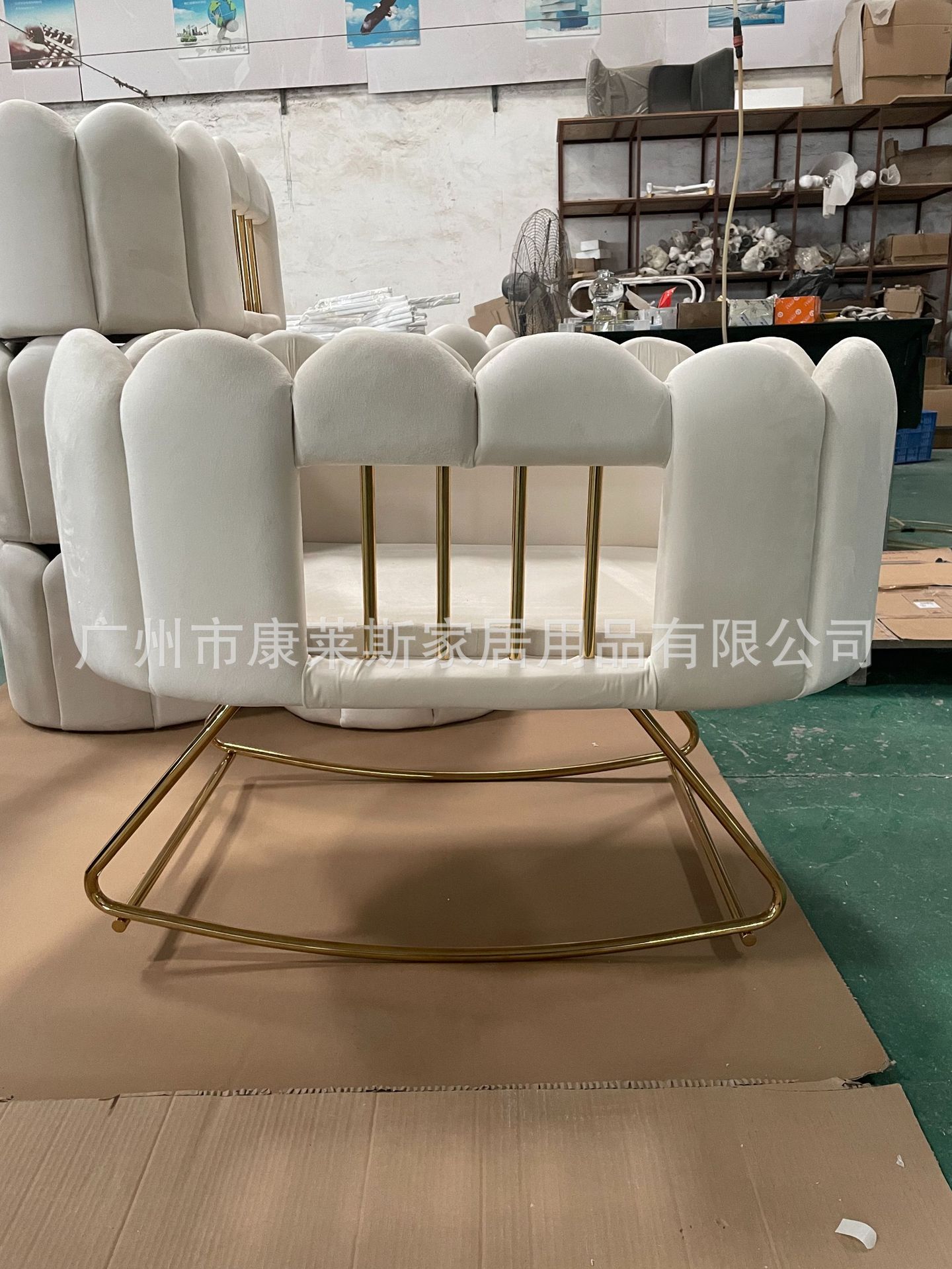 เตียงสวิง อินเตอร์เน็ตคนดัง in - Baby Nursery Glider บทวิจารณ์และราคา