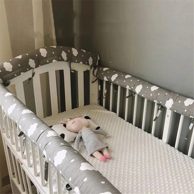 เตียงเด็กกันการชนกันของการ์ตูน - Baby Nursery Glider บทวิจารณ์และราคา