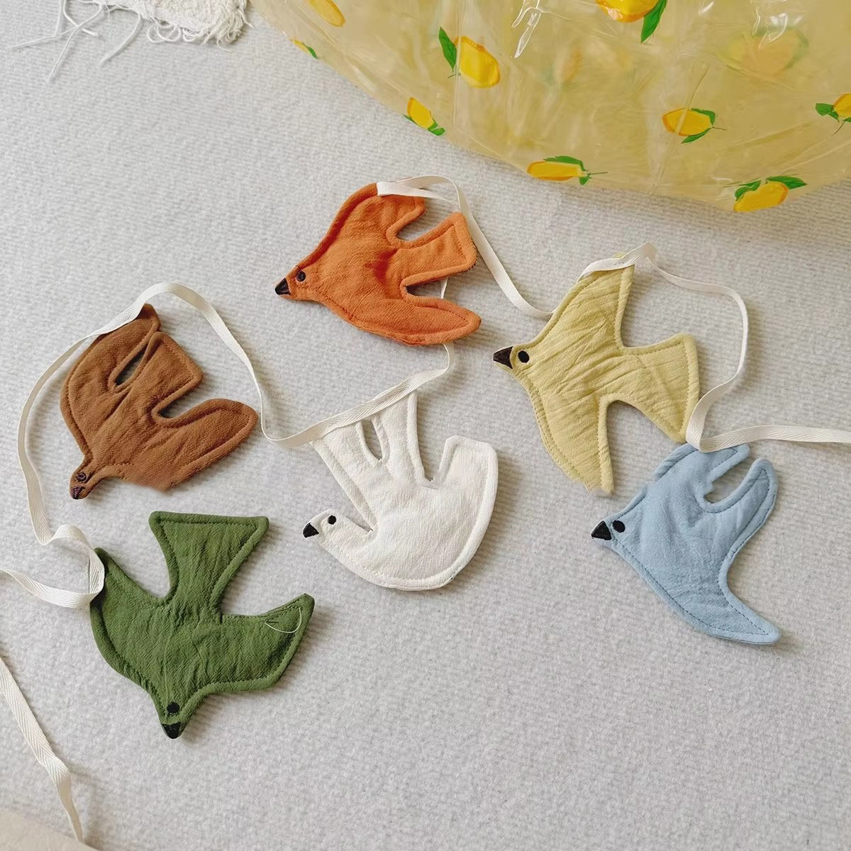 ธงผ้ารูปนกสำหรับตกแต่งห้องเด็ก - Baby Nursery Garland บทวิจารณ์และราคา